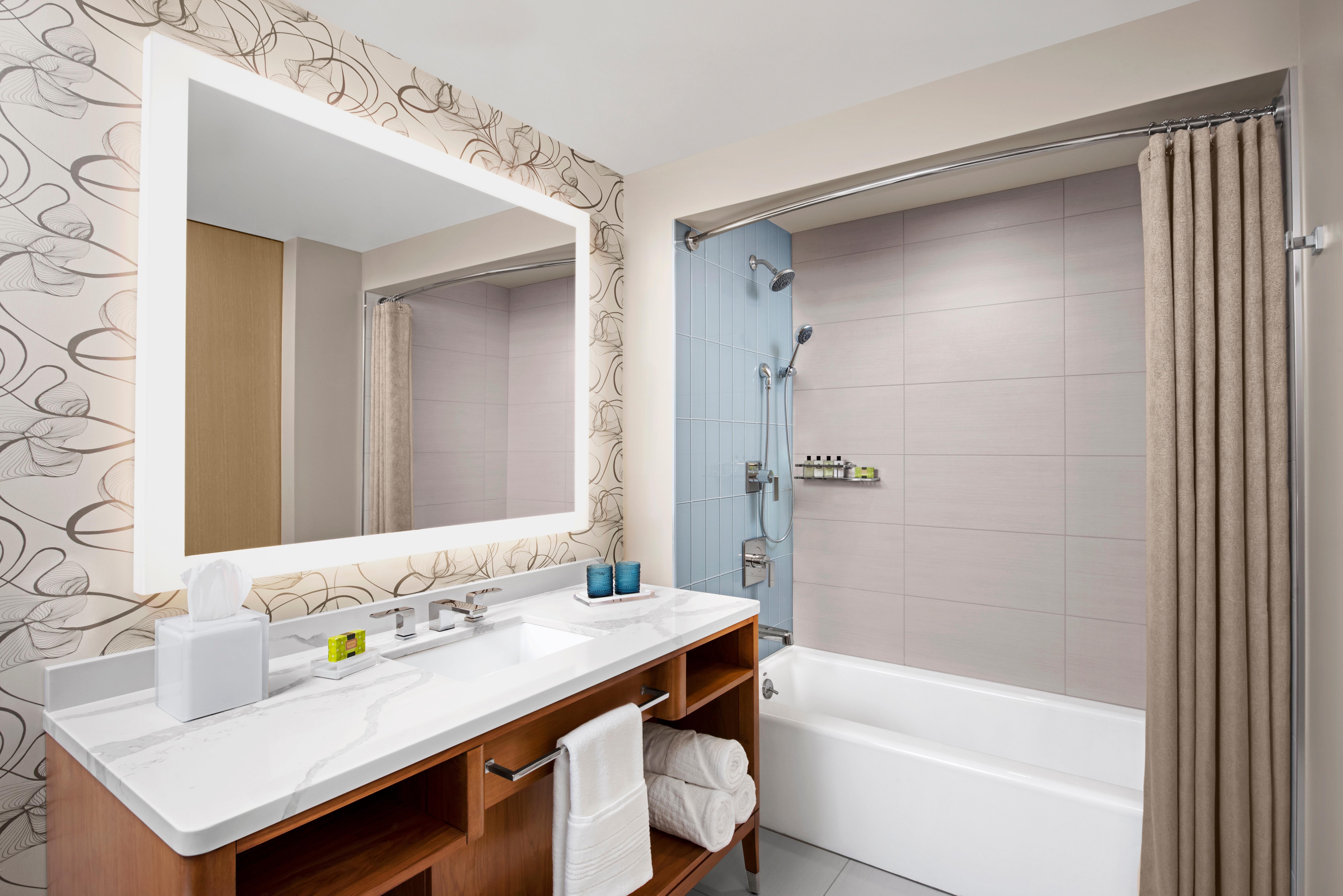 Intercontinental San Diego By Ihg Bagian luar foto